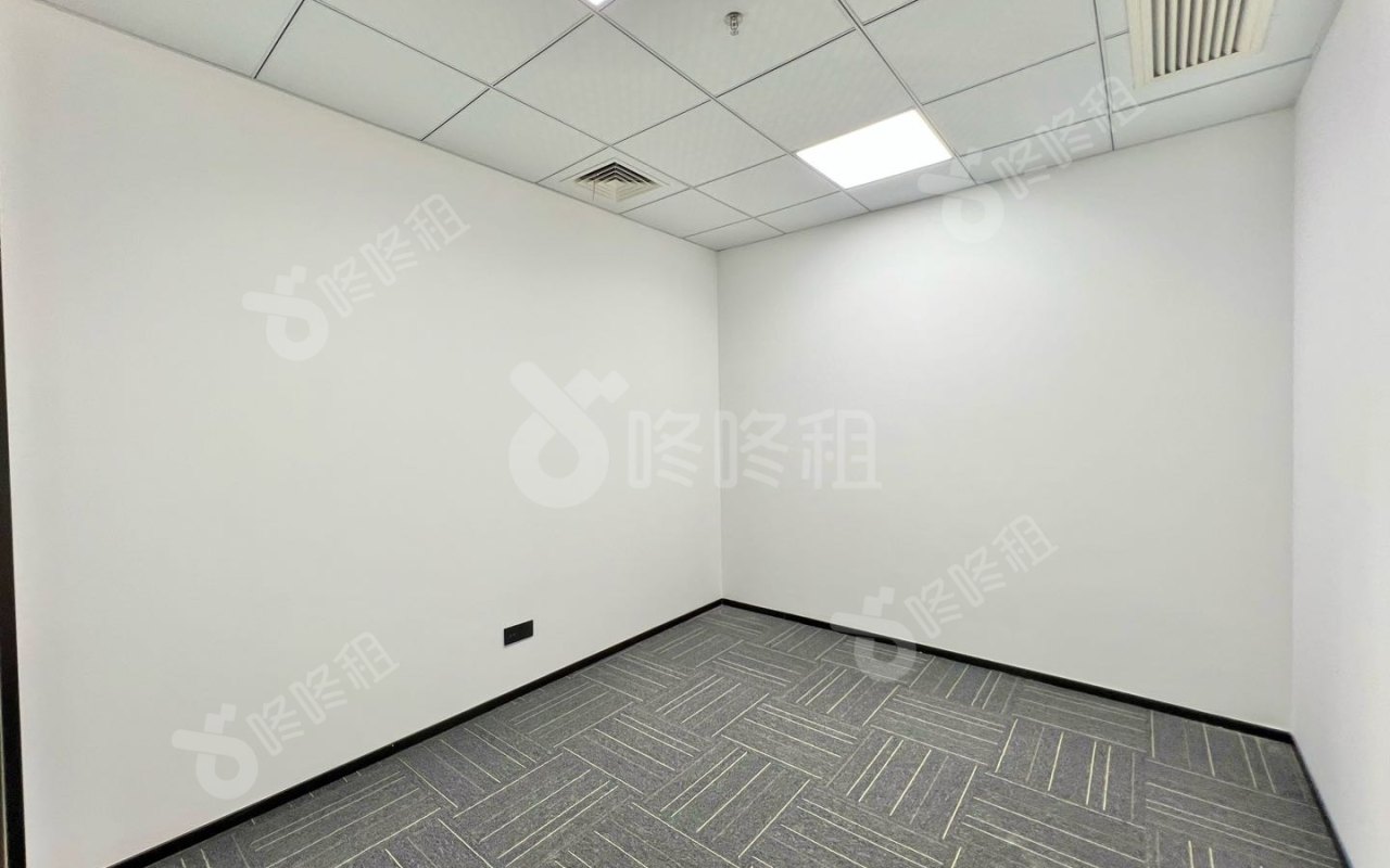 特区建发·乐府广场_175平_精装_办公室隔间