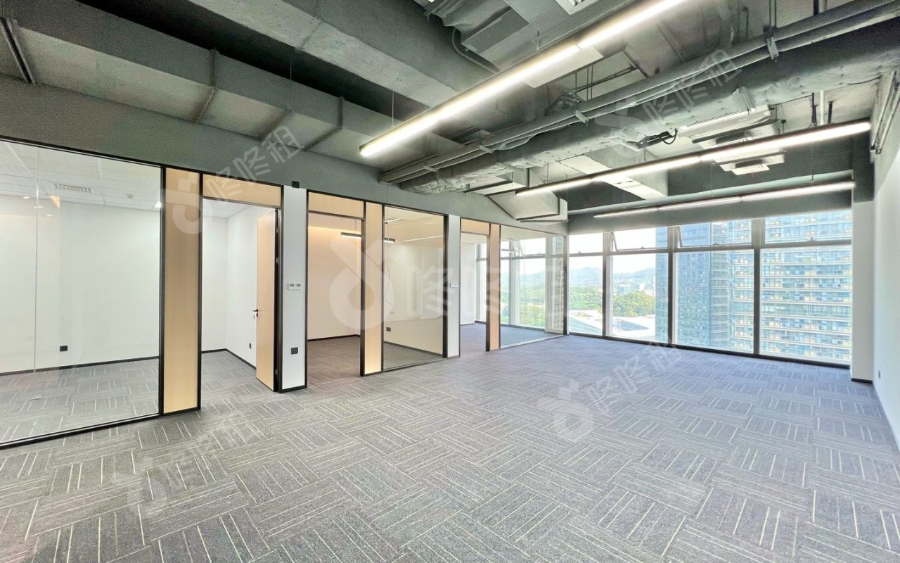 特区建发·乐府广场_175平_精装_办公室开间