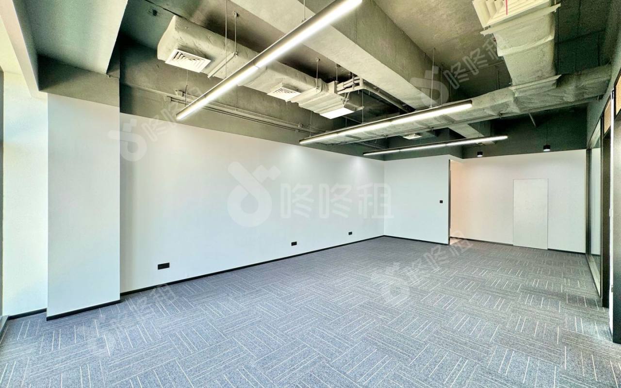 特区建发·乐府广场_175平_精装_办公室开间