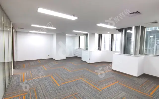 万基商务大厦_168平_精装_办公室房源出租