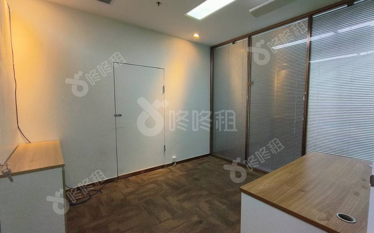 创新科技广场一期_298平_精装_办公室隔间