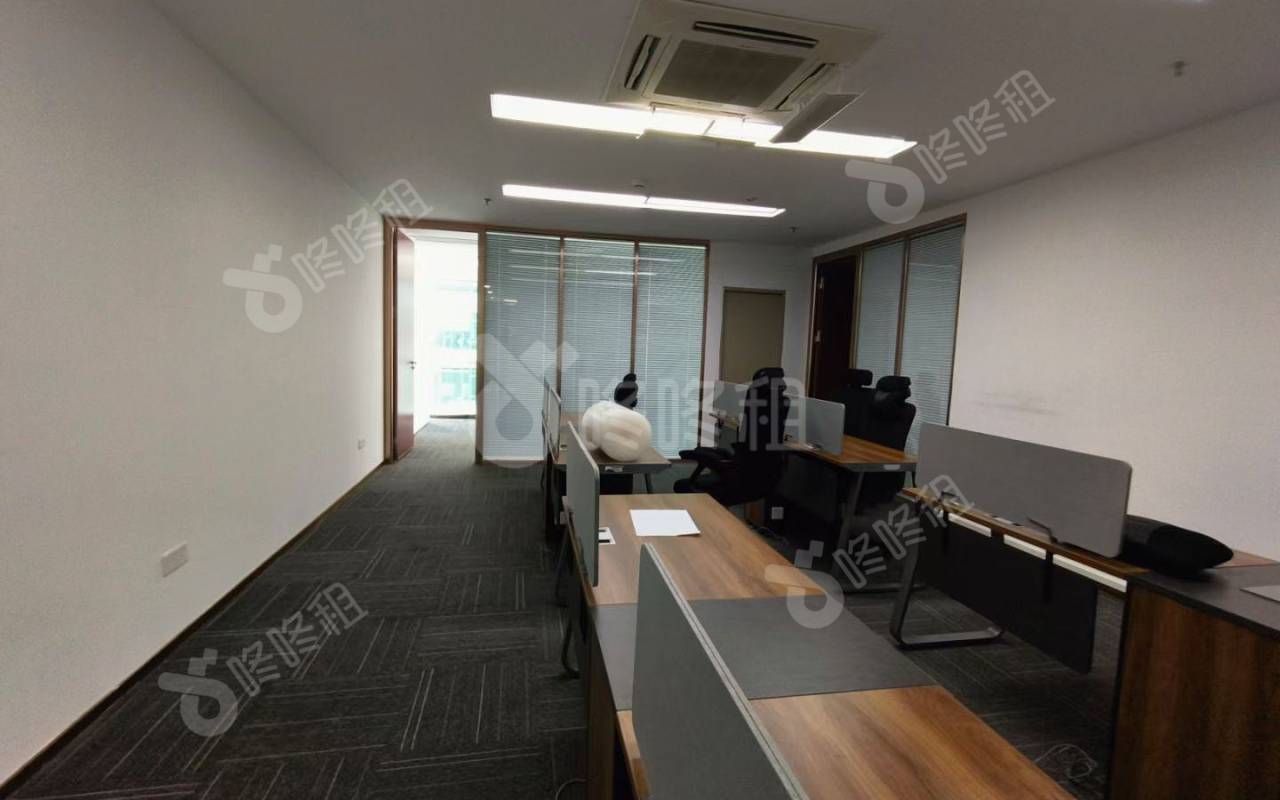 创新科技广场一期_198平_精装_办公室开间