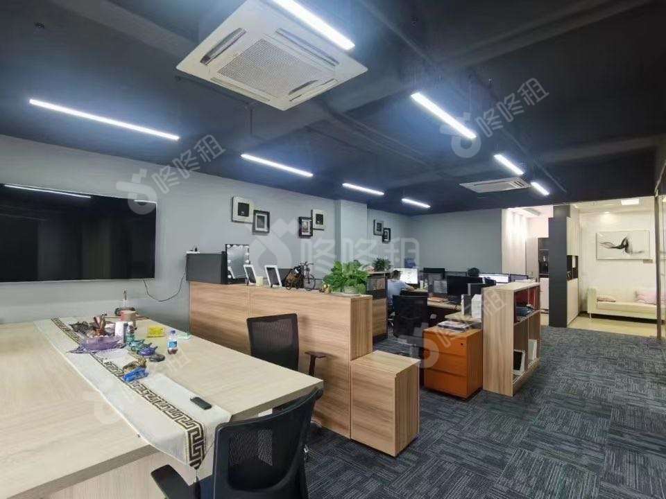 天安数码时代大厦_238平_精装_办公室开间