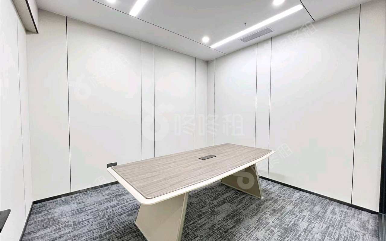 卓越世纪中心_368平_精装_办公室隔间