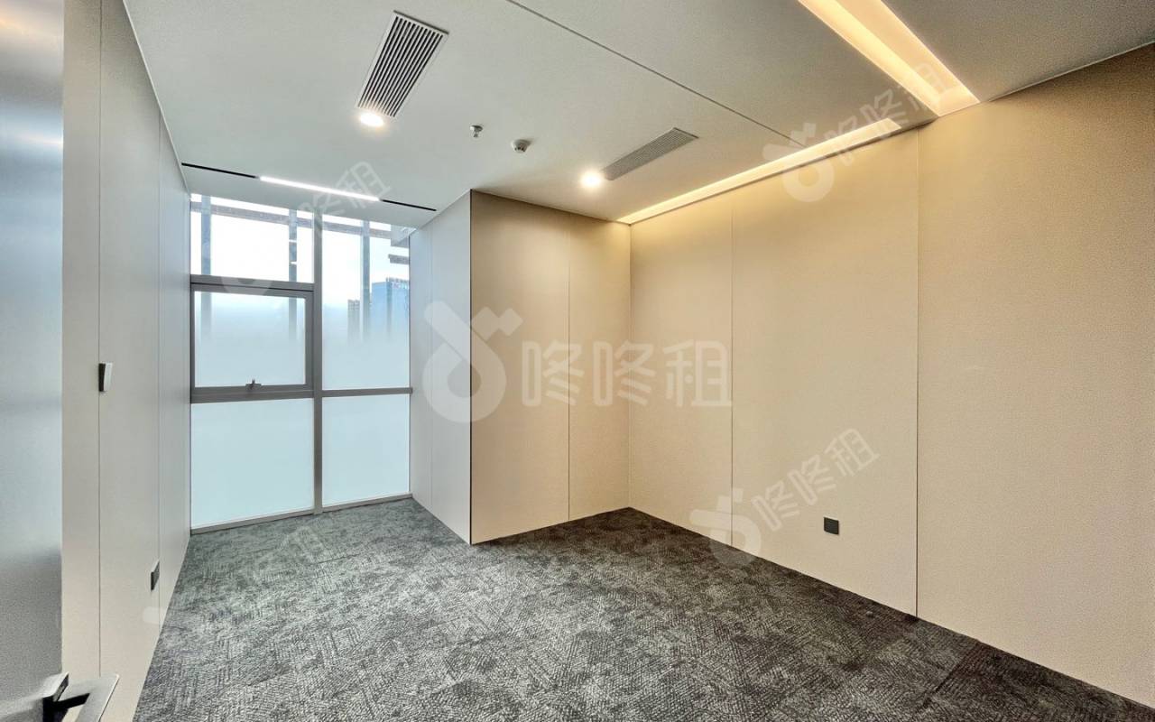 彩讯科技大厦_325平_精装_办公室隔间