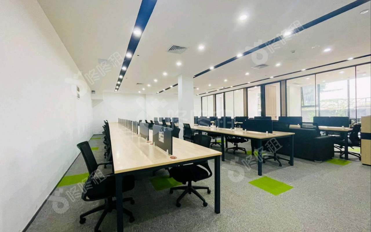 狮子园文化创意园_384平_精装_办公室开间