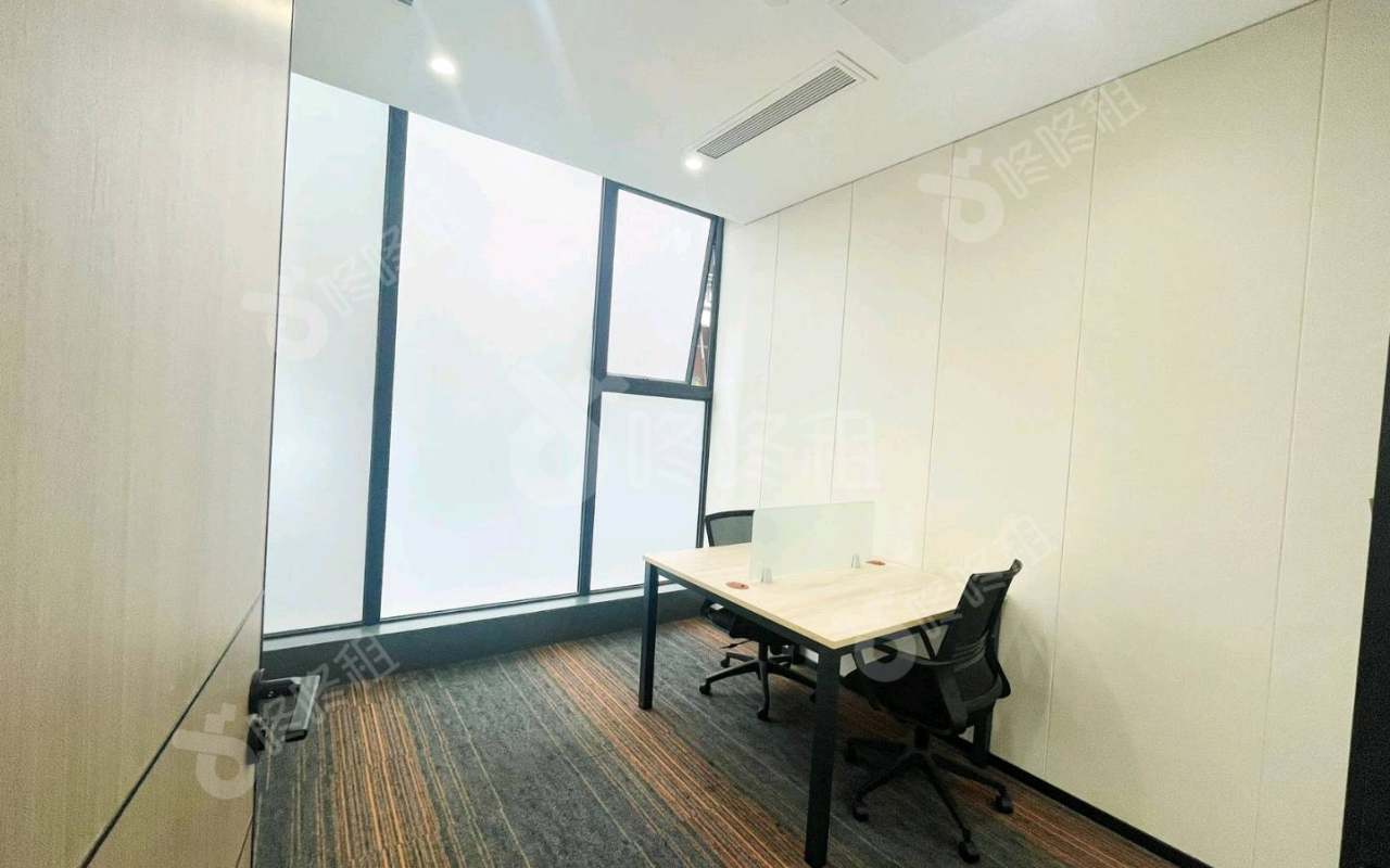 狮子园文化创意园_502平_精装_办公室隔间