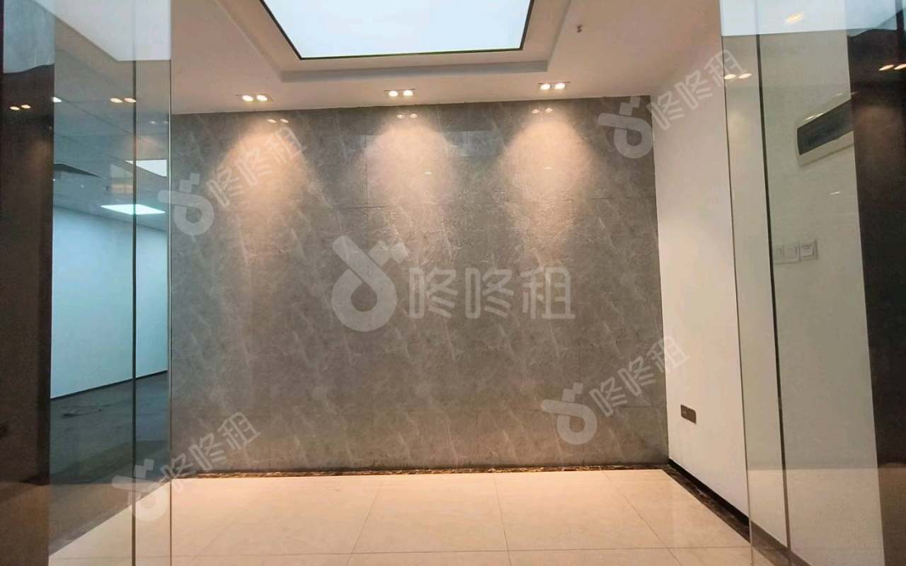 卓越城二期_198平_精装_前台