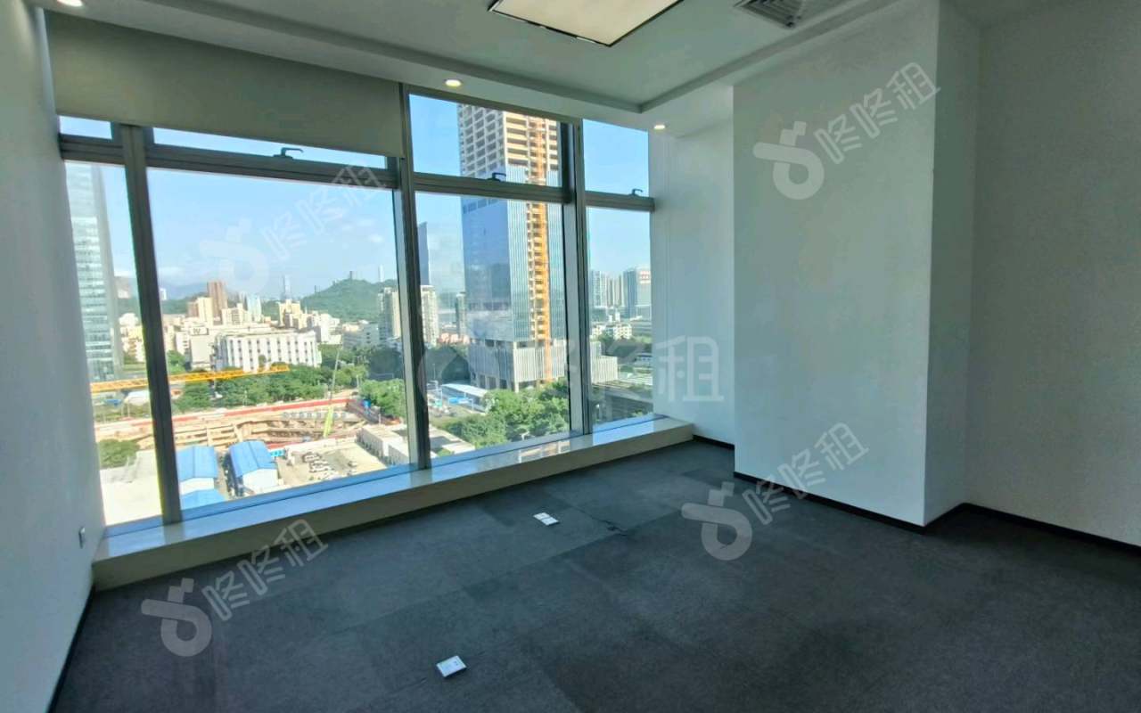 卓越城二期_198平_精装_办公室隔间