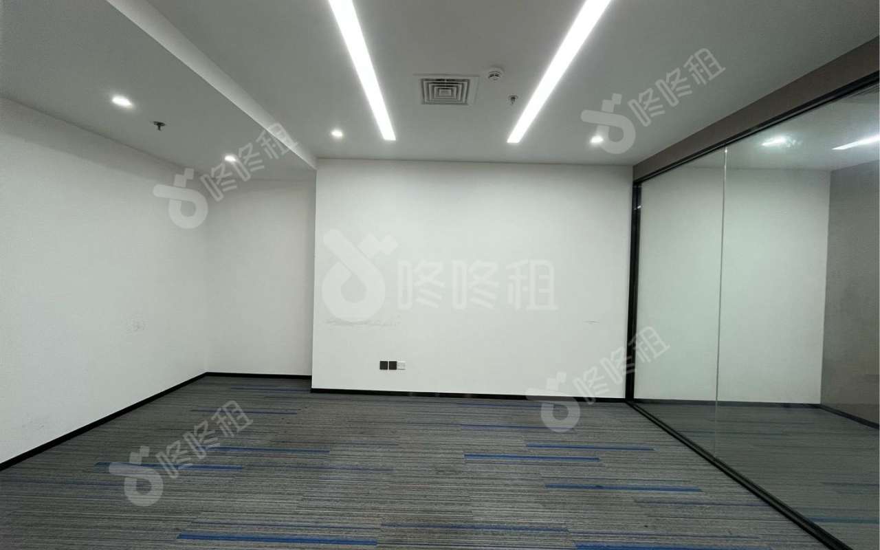 侨福大厦_120平_精装_办公室开间