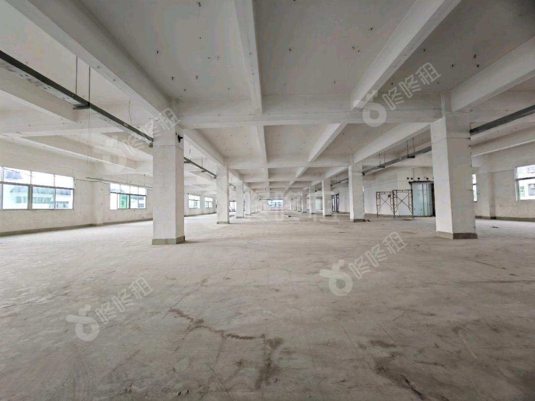 美生青谷科技产业园_9548平_精装_办公室开间