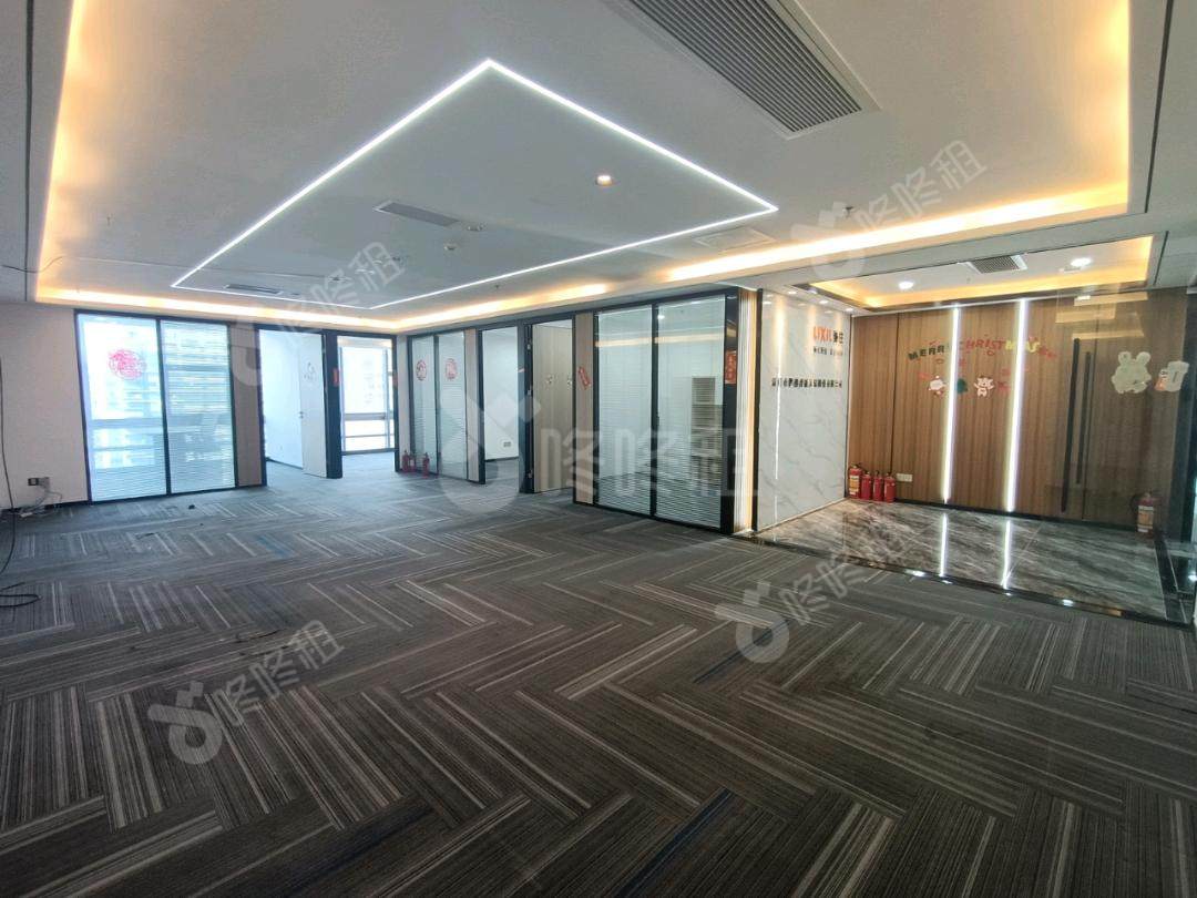 金运世纪大厦_187平_精装_办公室开间