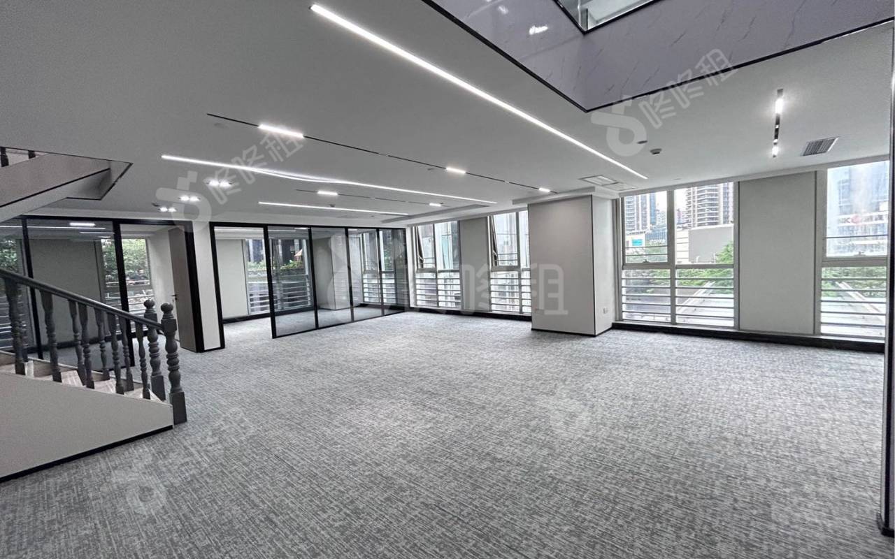 龙光世纪大厦_475平_精装_办公室开间