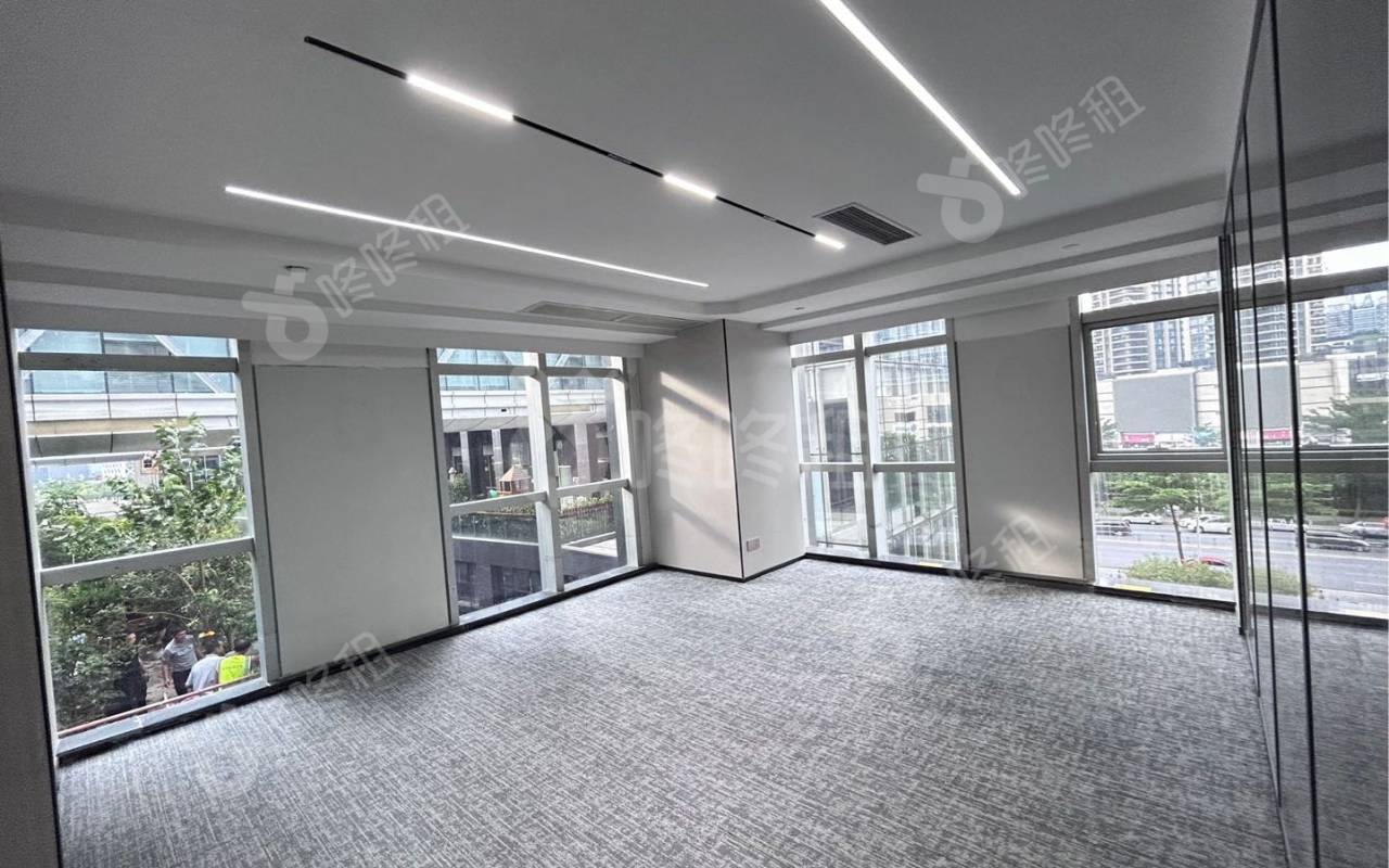 龙光世纪大厦_475平_精装_办公室隔间