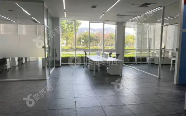 前海深港青年梦工场_840平_精装_办公室房源出租