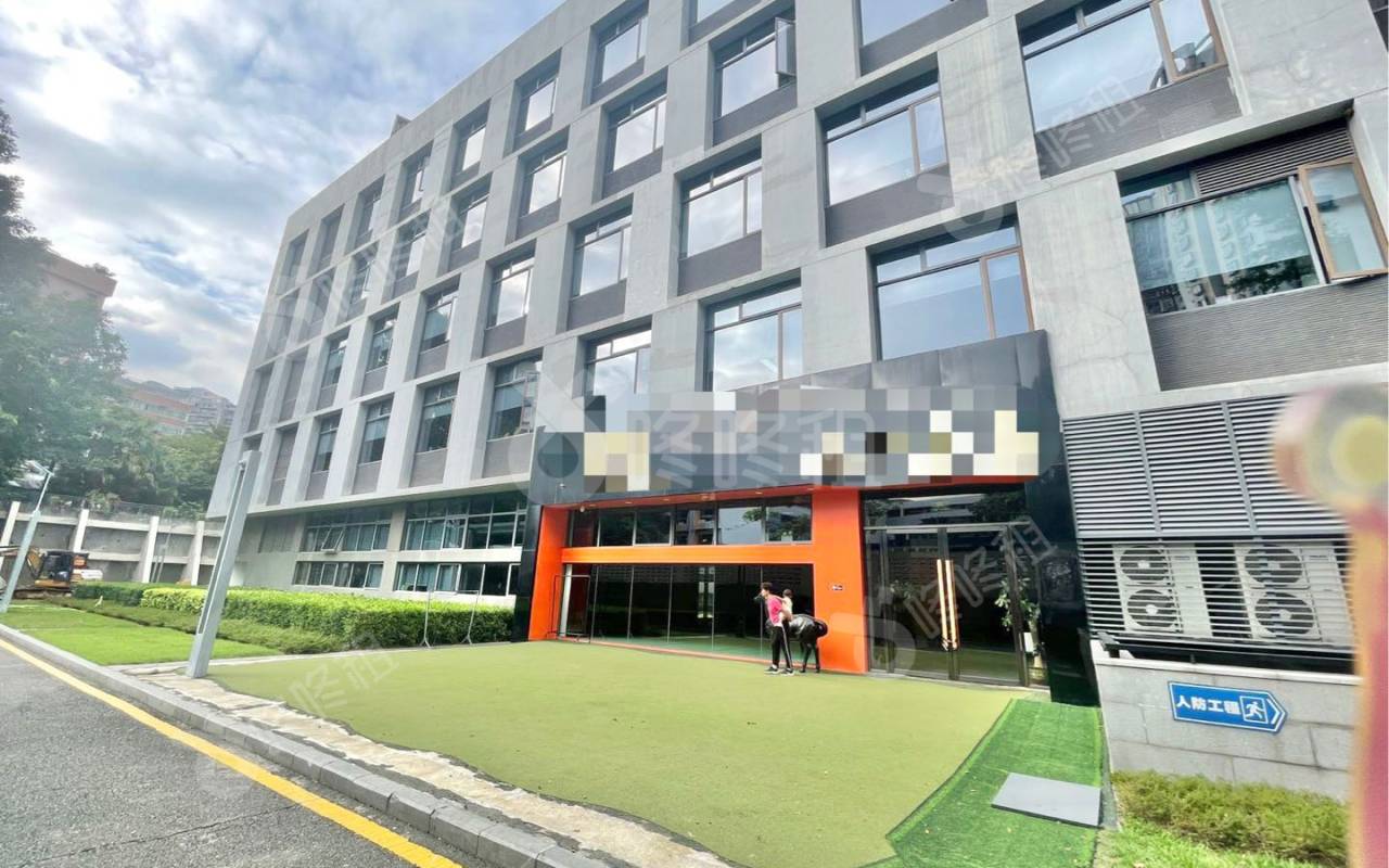 花园城数码大厦_685平_精装_前台