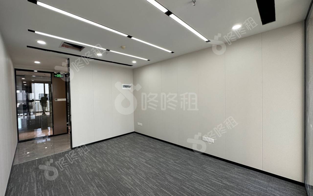 深圳湾科技生态园_118平_精装_办公室开间