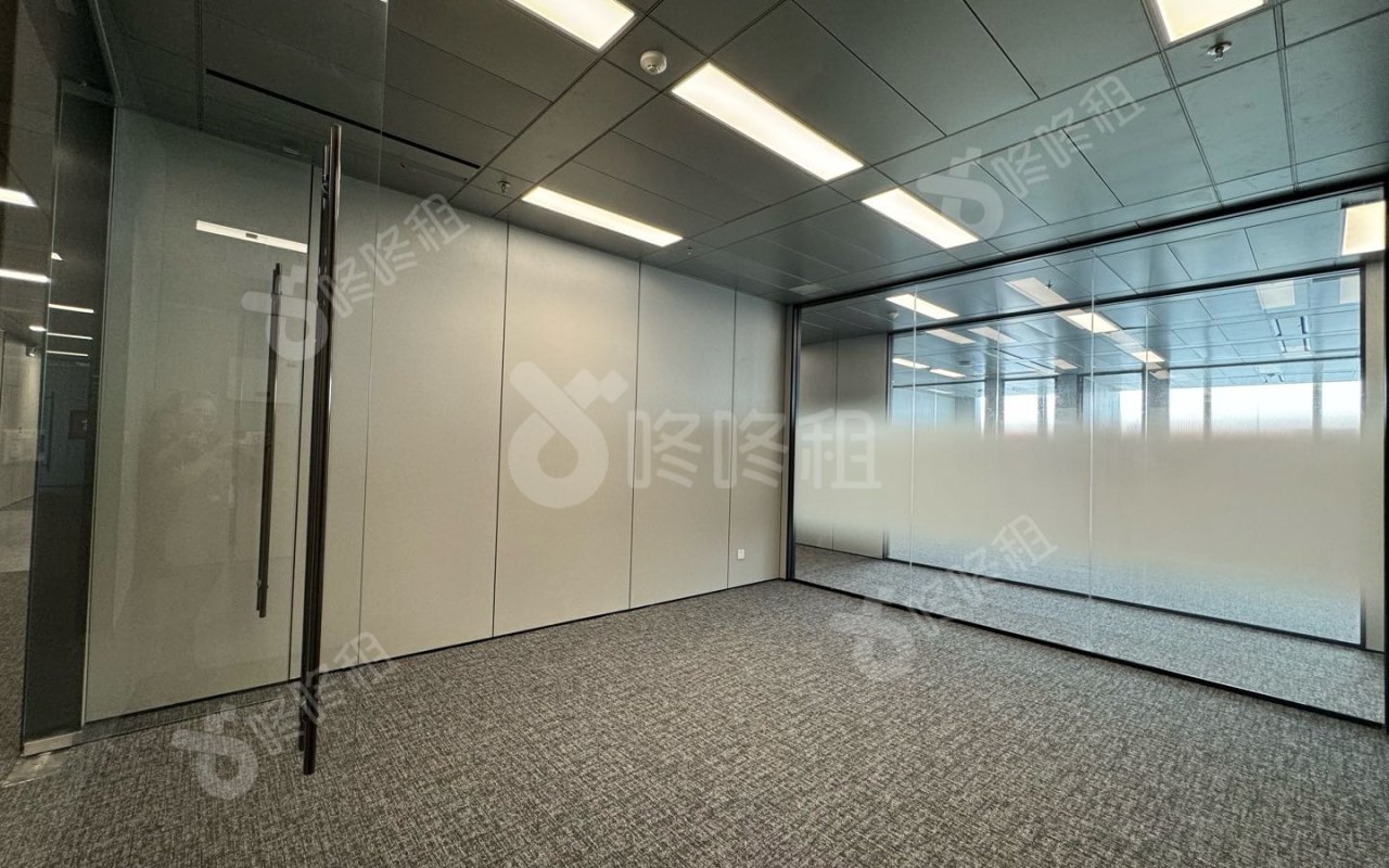 汉京中心（汉京金融中心）_200平_定制装修_办公室开间