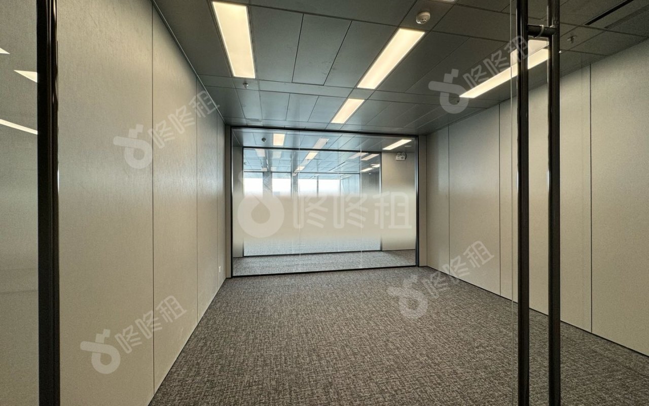 汉京中心（汉京金融中心）_200平_定制装修_办公室隔间
