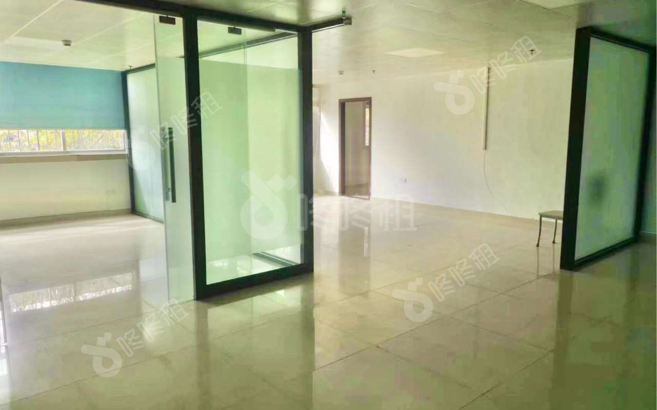 锦中业大厦_187.5平_简装_办公室开间
