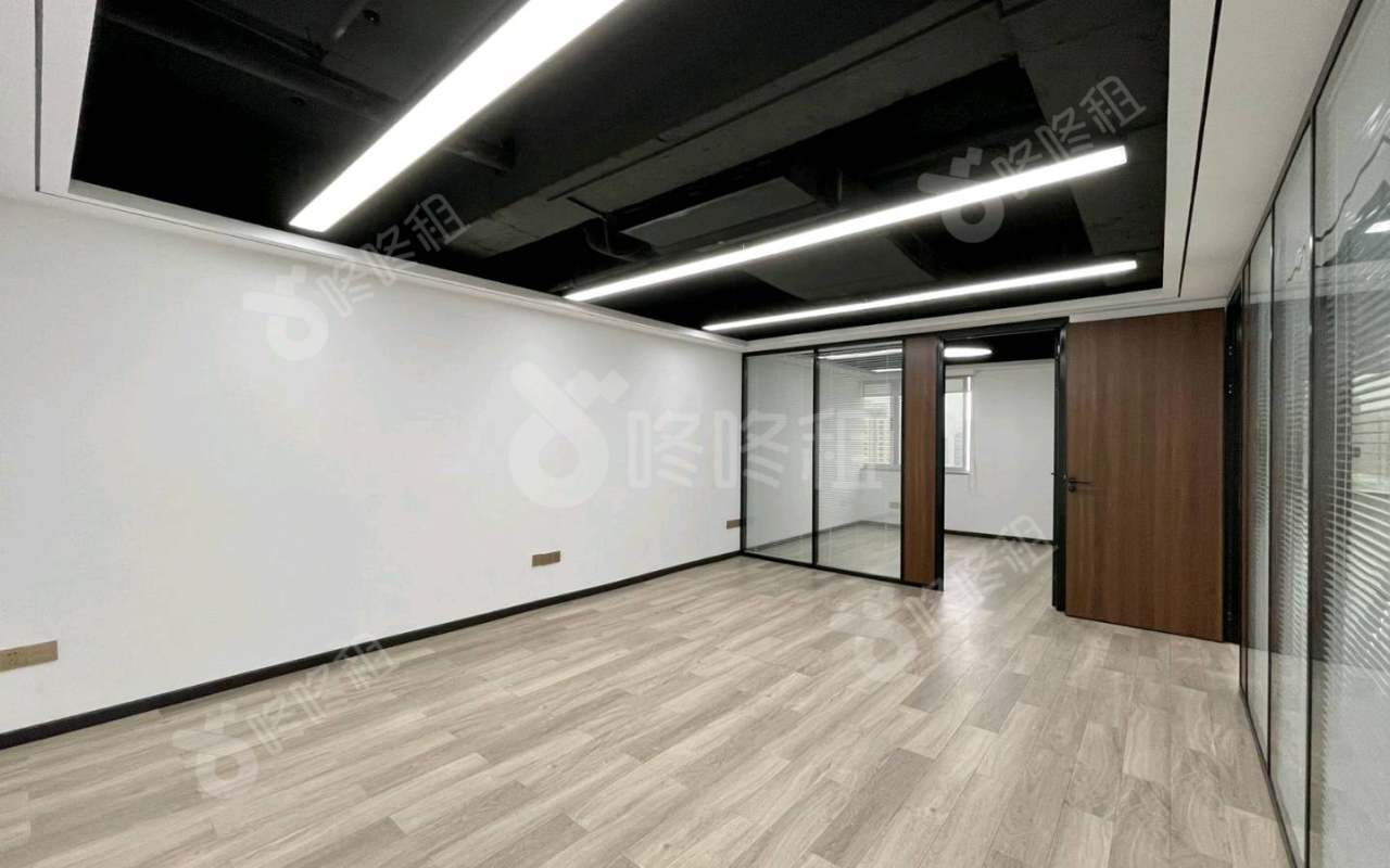 锦峰大厦_143平_精装_办公室开间