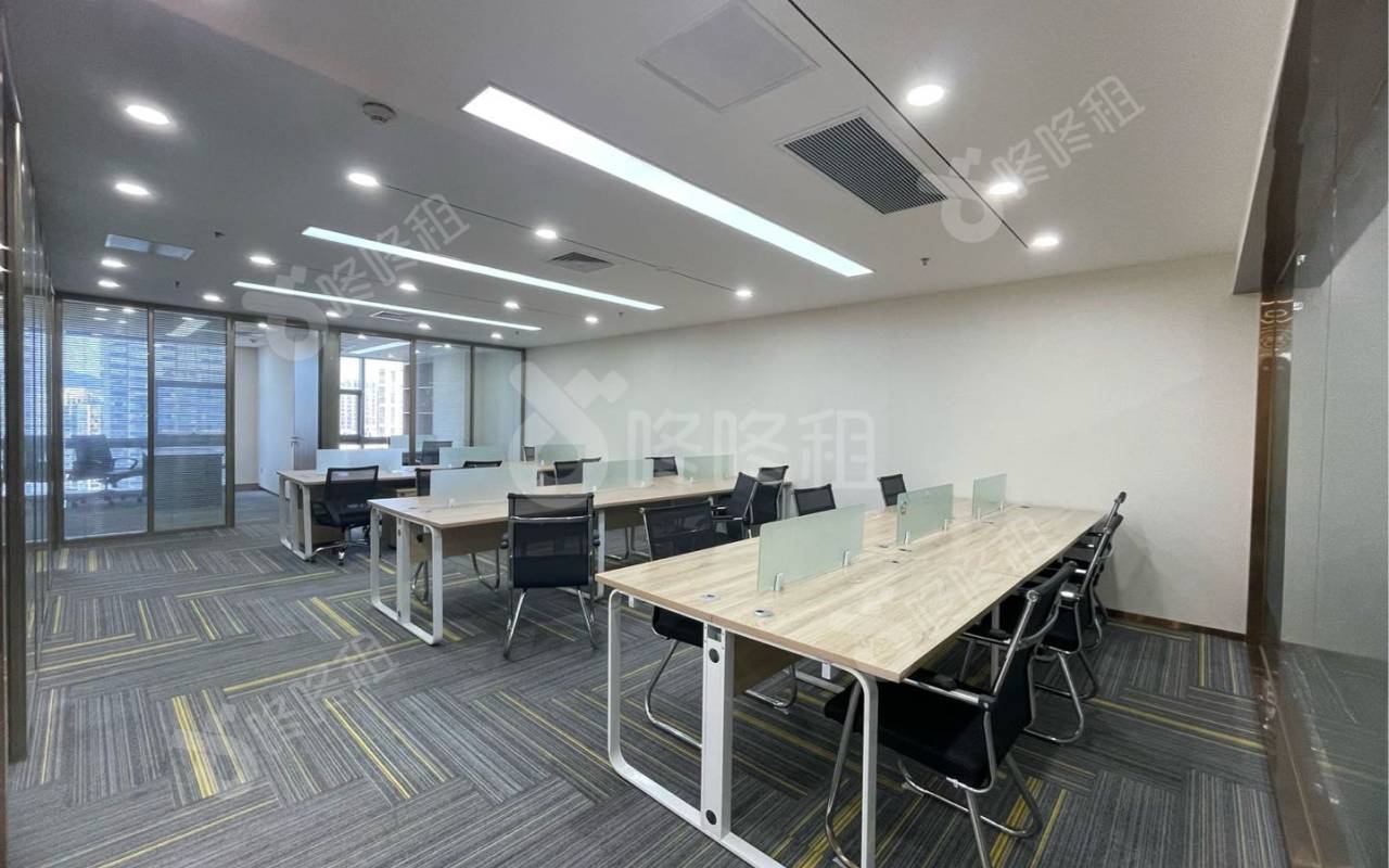 金运世纪大厦_273平_精装_办公室开间