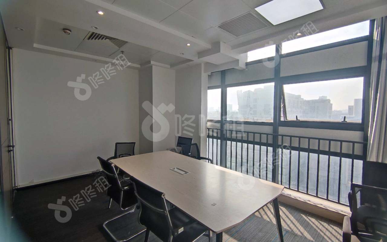 兰光科技大厦_129平_精装_办公室隔间