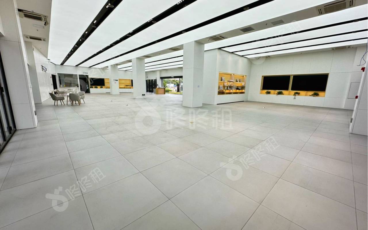 方直前海国际文化中心（二元桥深港设计创意产业园）_1072平_精装_办公室开间