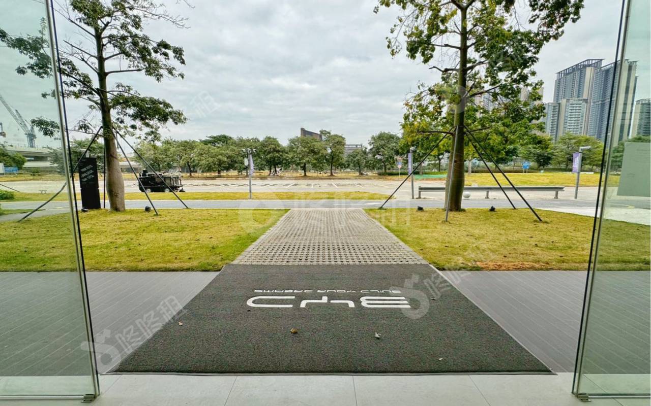 方直前海国际文化中心（二元桥深港设计创意产业园）_1072平_精装_其他