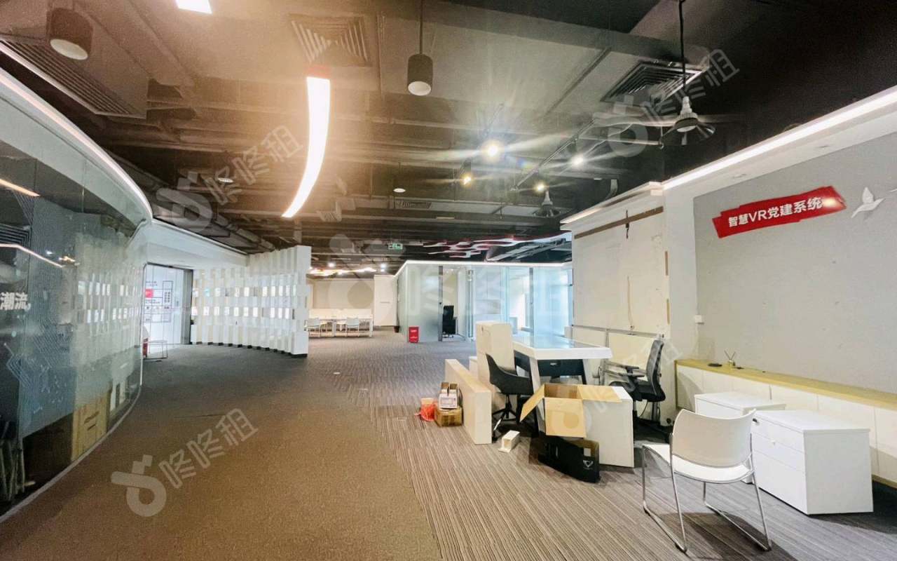 康佳研发大厦_1668平_精装_办公室开间