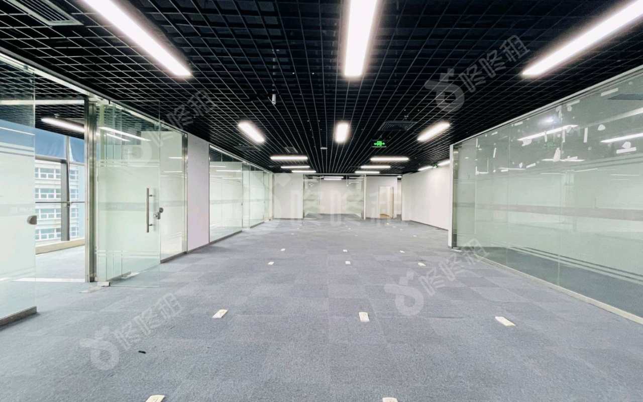 康佳研发大厦_425平_精装_办公室开间