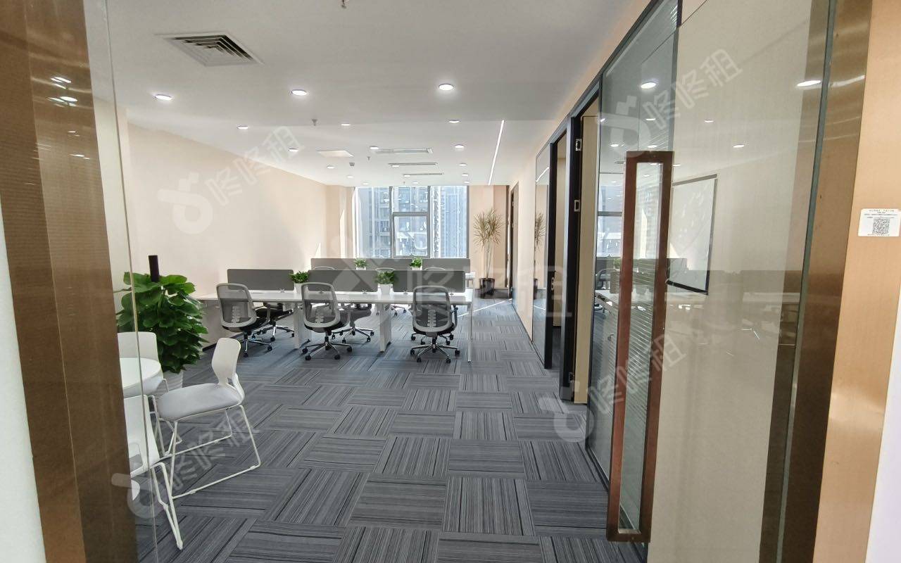 光浩国际中心_165平_精装_办公室开间