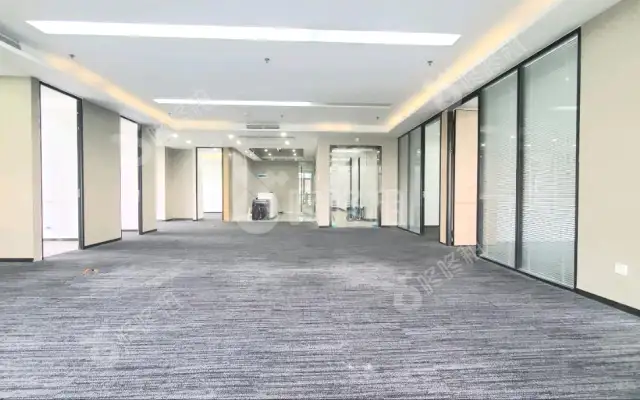 TCL国际E城_280平米_精装_办公室房源出租
