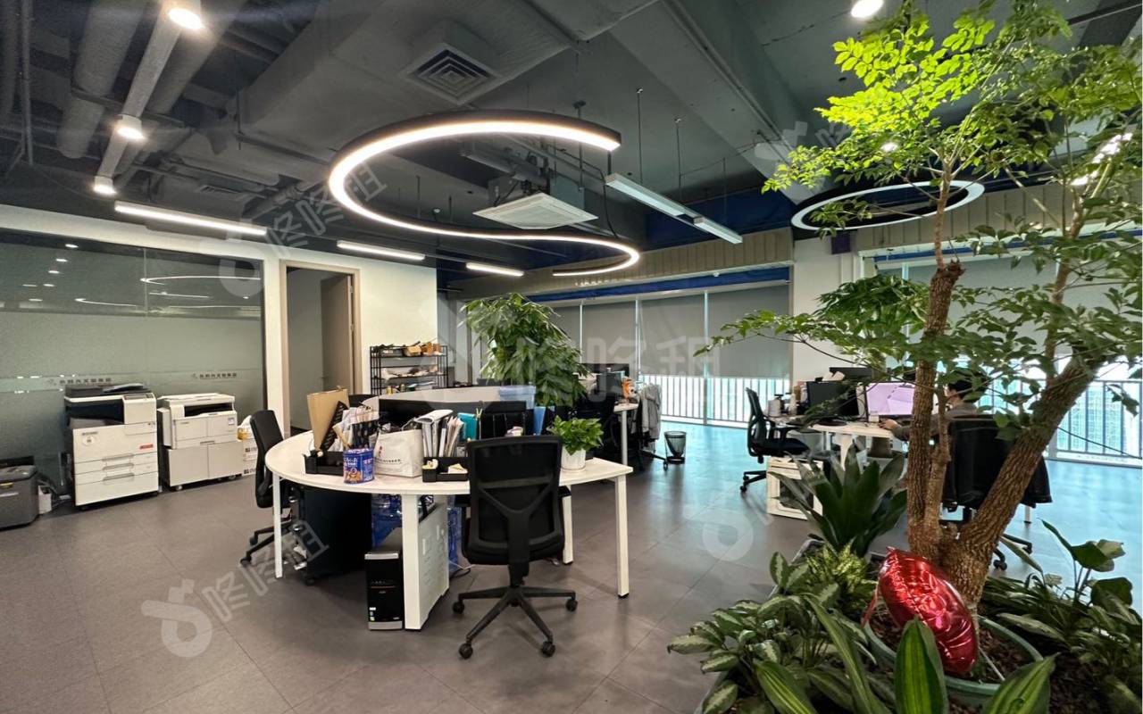 酷派大厦_842.81平_精装_办公室开间