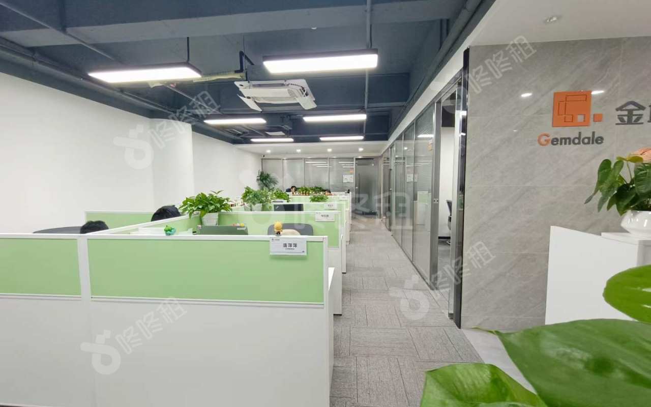 天安数码时代大厦_338平_精装_办公室开间