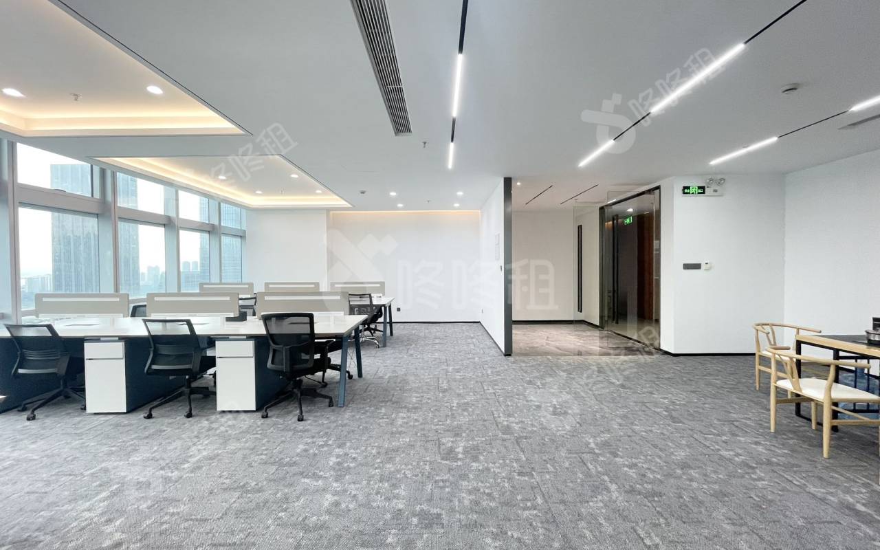 新世界中心_563平_精装_办公室开间