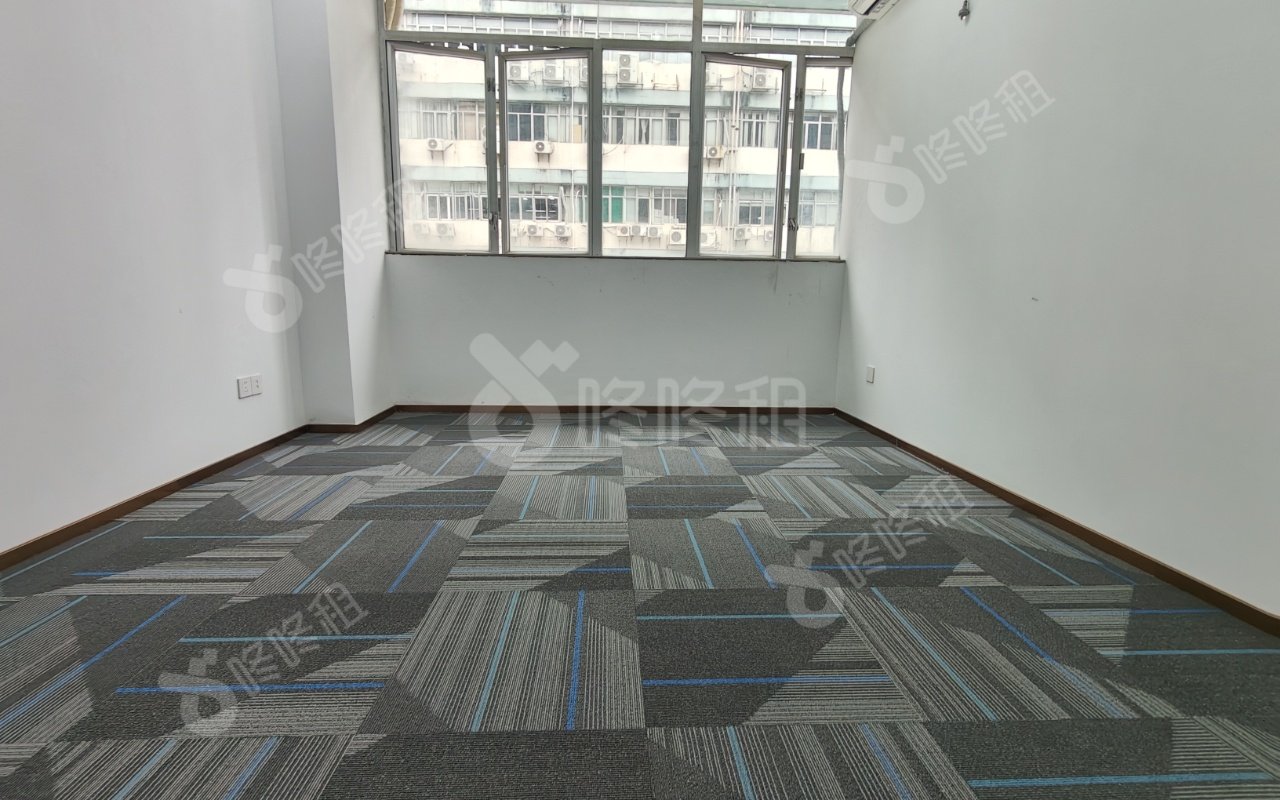 天吉大厦_252平_精装_办公室隔间