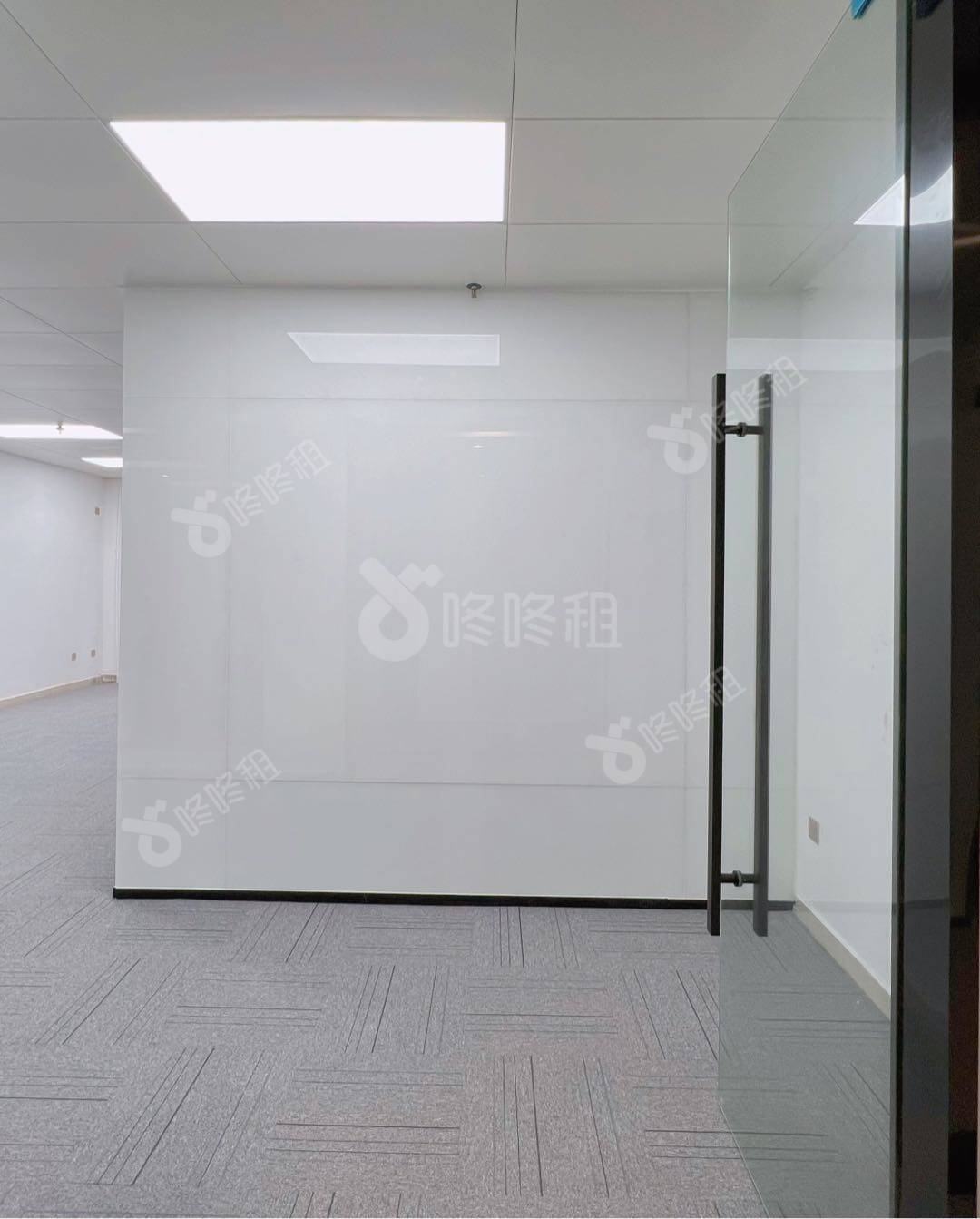 华创达怡晖大厦_138平_精装_前台