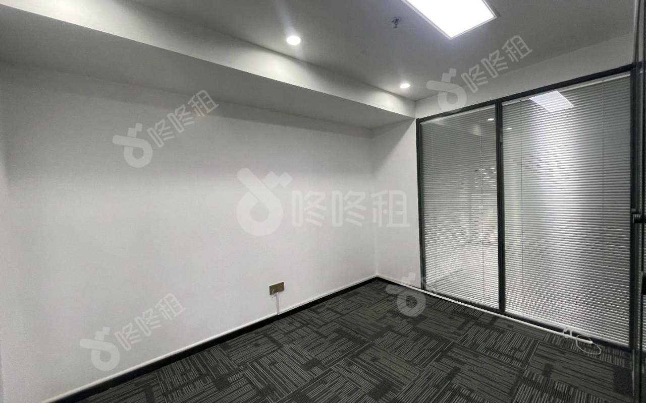 深圳湾科技生态园_290平_精装_办公室隔间