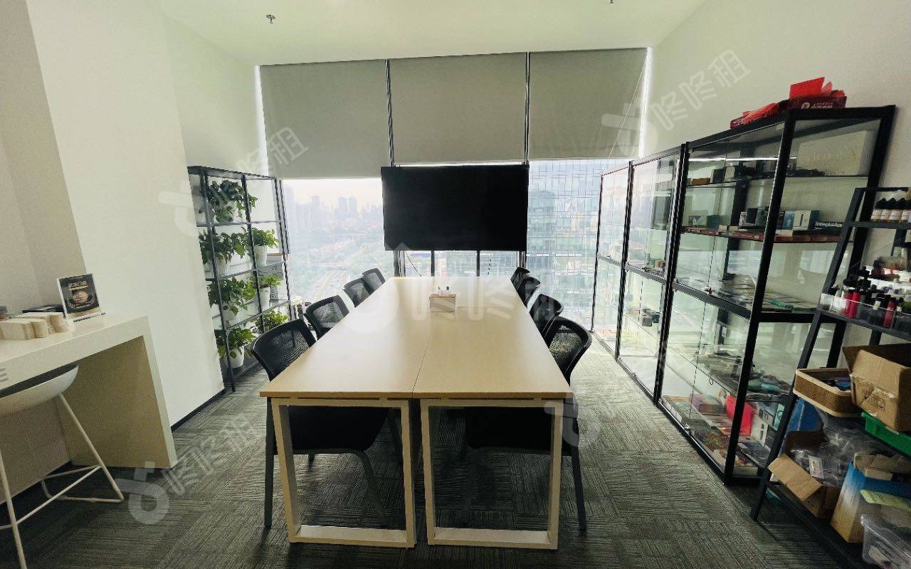 方大城_363平_精装_办公室隔间