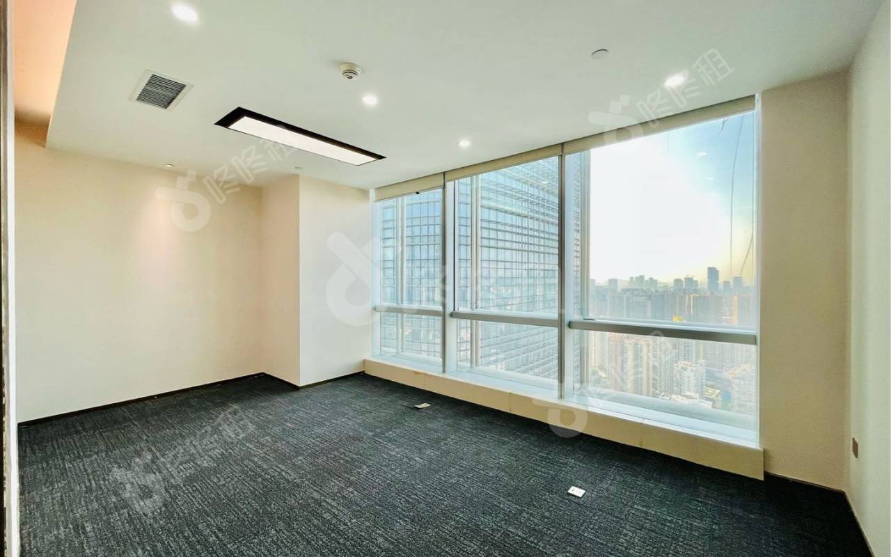 中洲控股中心_179.02平_豪装_办公室隔间