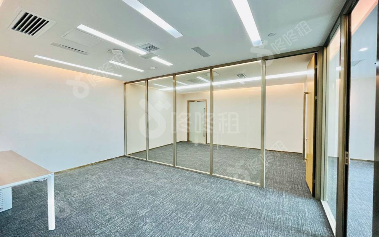 中洲控股中心_179.02平_豪装_办公室开间