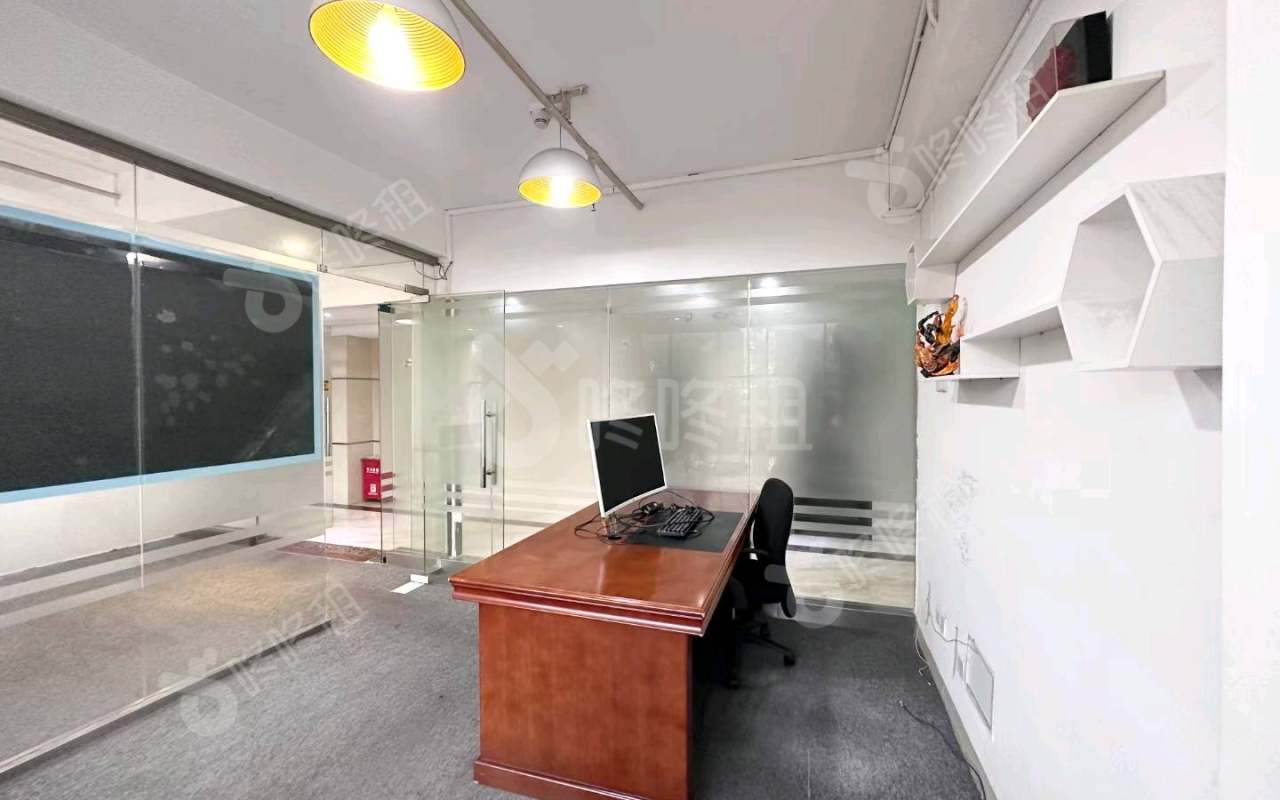 OTO创客+_65平_精装_办公室开间