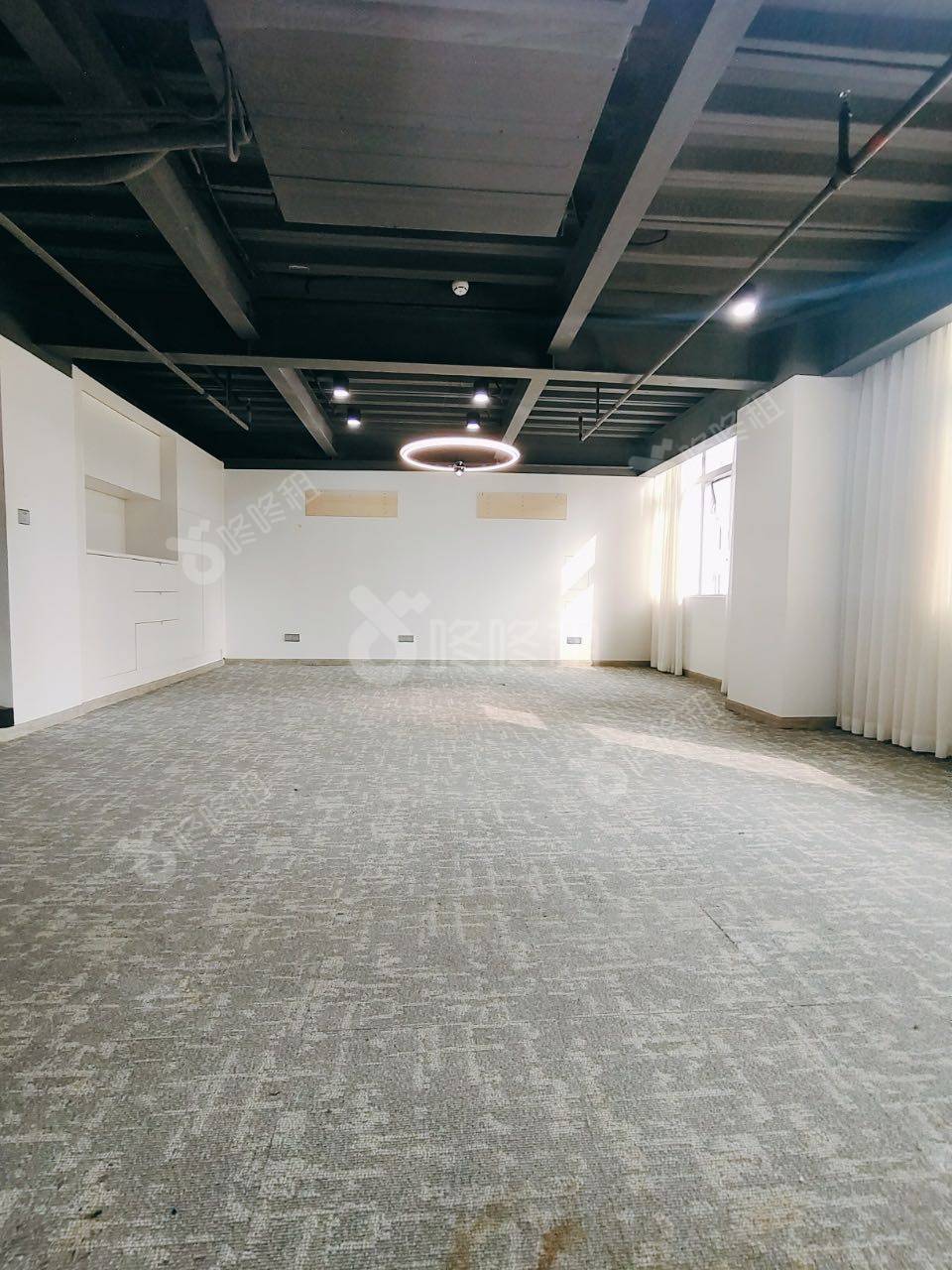 中科纳能大厦_2030平_精装_办公室隔间