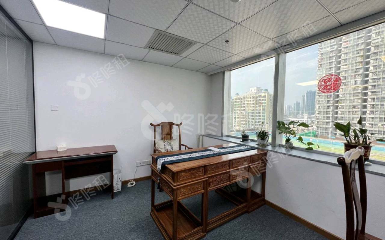 深圳特区报业大厦_160平_精装_办公室隔间
