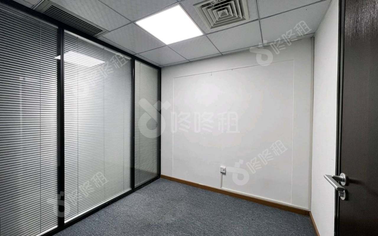 深圳特区报业大厦_160平_精装_办公室隔间