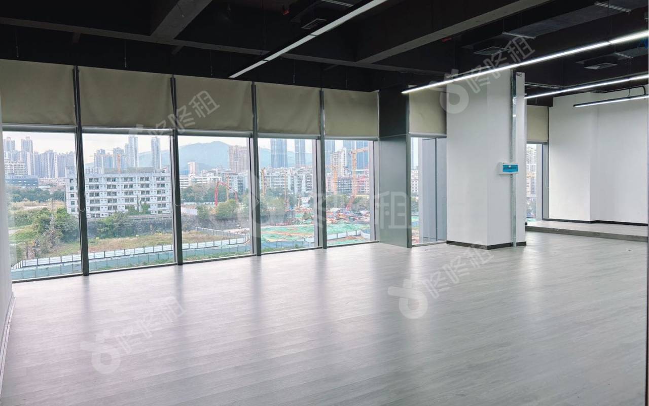 鸿荣源·环智中心_1420.59平_豪装_办公室隔间