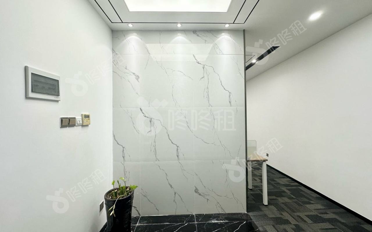 大族创新大厦_65平_豪装_前台