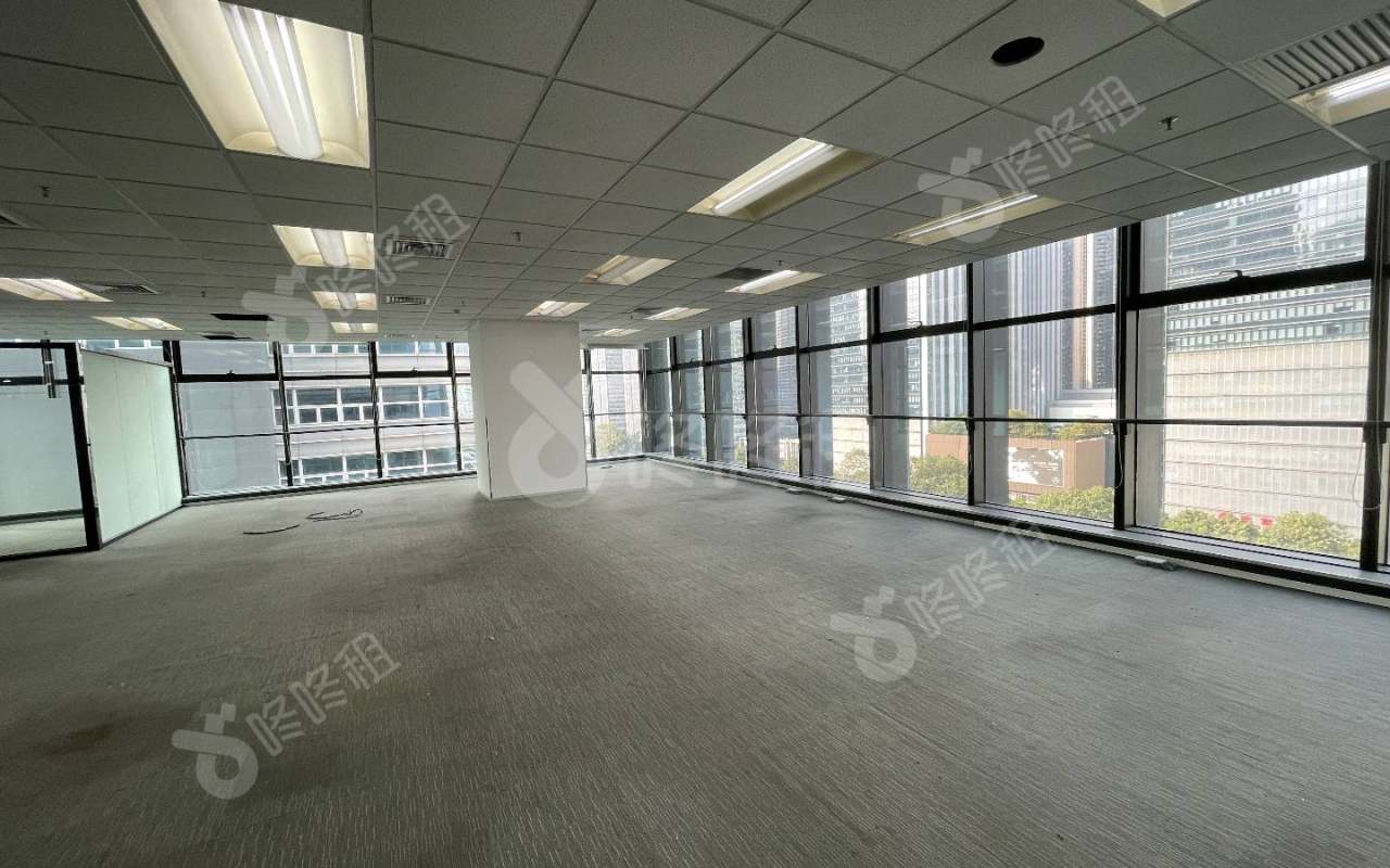 康佳研发大厦_866平_精装_办公室开间