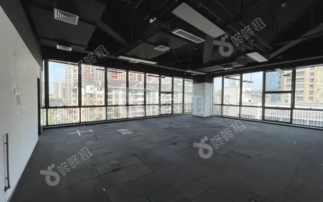 中央大道_1653平_精装_办公室房源出租